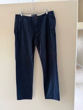 Abercrombie & Fitch Men's Navy Straight Chinos 34x32 Soft